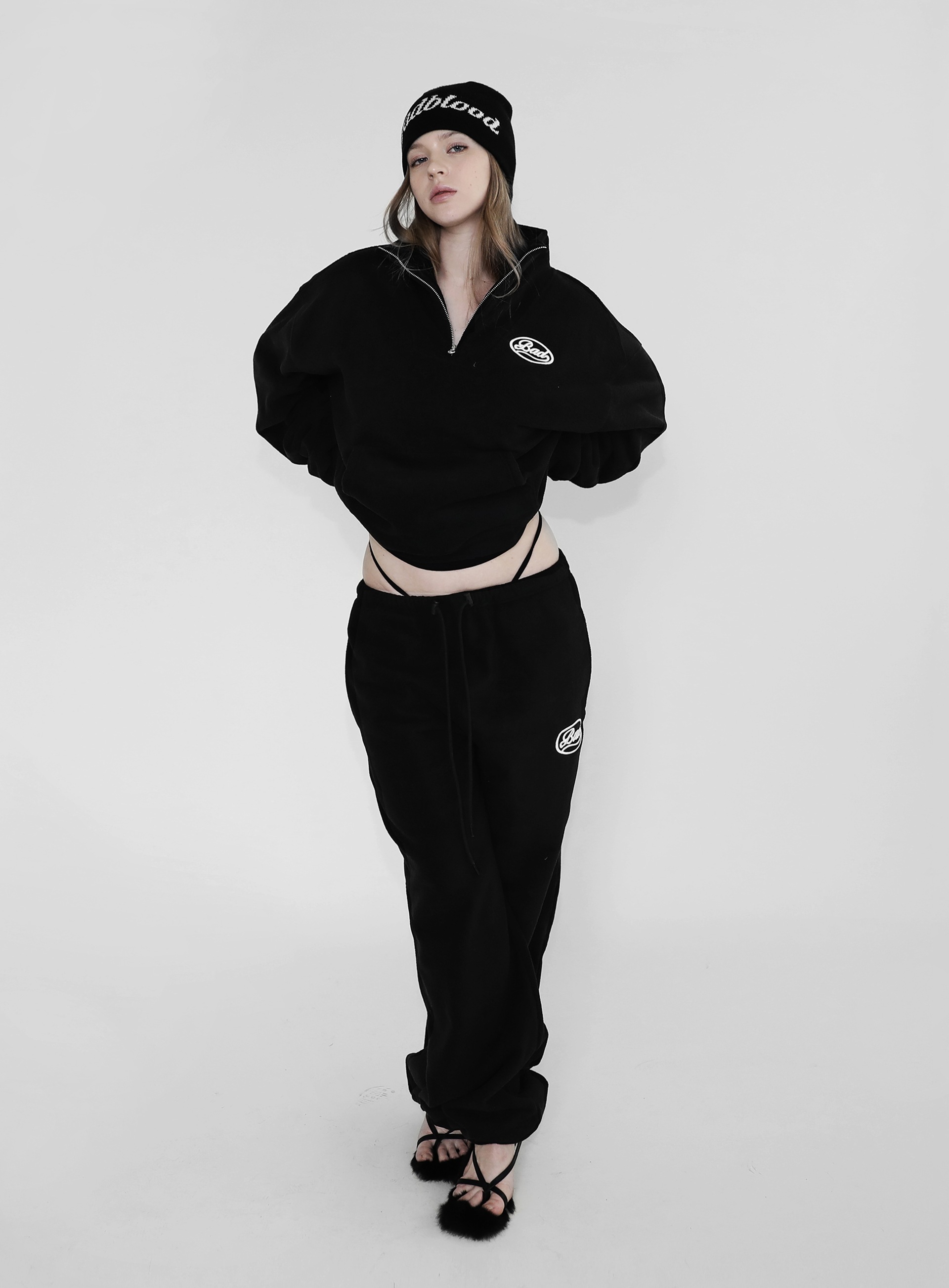 【BADBLOOD】 FLUFFY ANORAK : BLACK