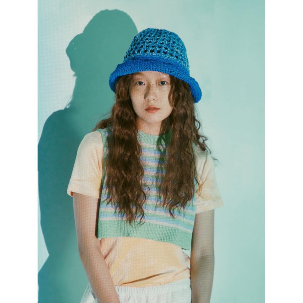 MISU A BARBE SQUARE HAT BLUE