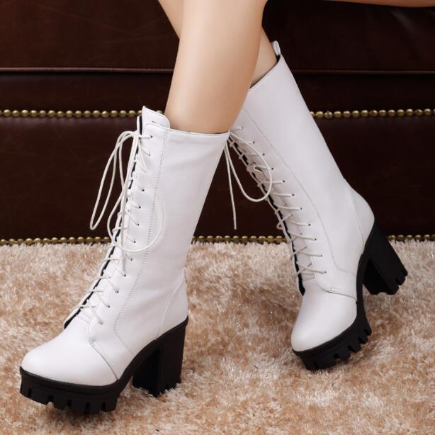 レディースブーツ ショートブーツ ハイヒール 太いヒール チャンキーヒール 歩きやすい 疲れない 足が痛くならない かわいい おしゃれ 秋冬　美脚