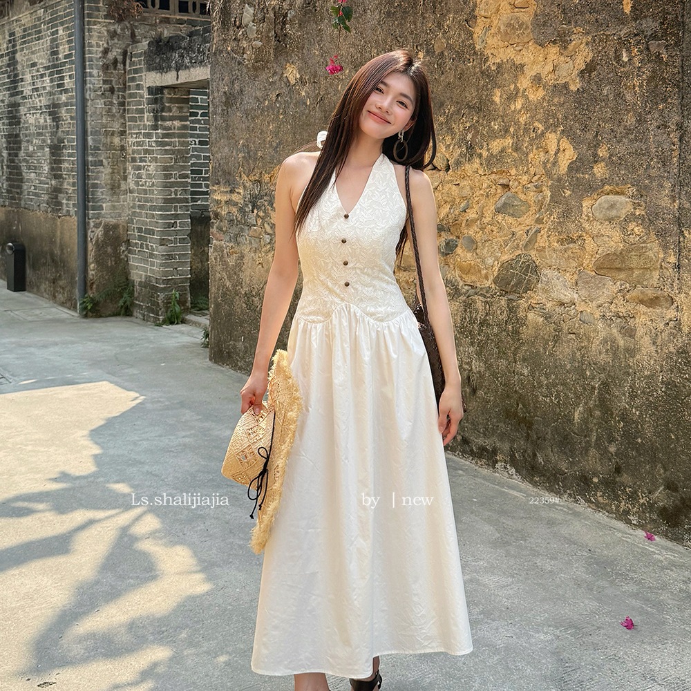 休暇スタイルの穏やかなネックドレスguangzhou 2025夏の新しい女性服22359＃