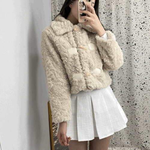 [厚さ/可愛い~] ふわふわトッポッキファージャケット 4,586円