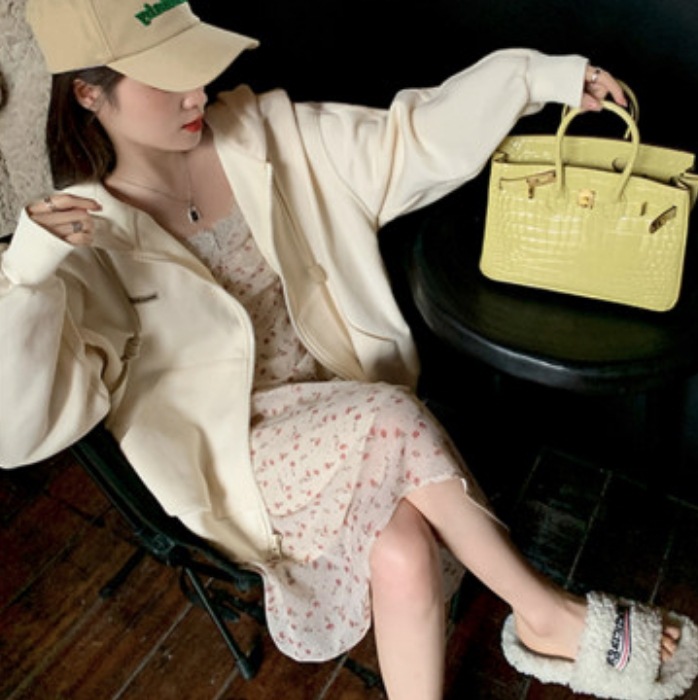 アウター デート フーディー ブルゾン 上着 袖あり 長袖 春 秋 冬 10代 20代 レディース 個性的 アプリコット グレー S M L こなれ感 エレガント ゆったり クール モード系