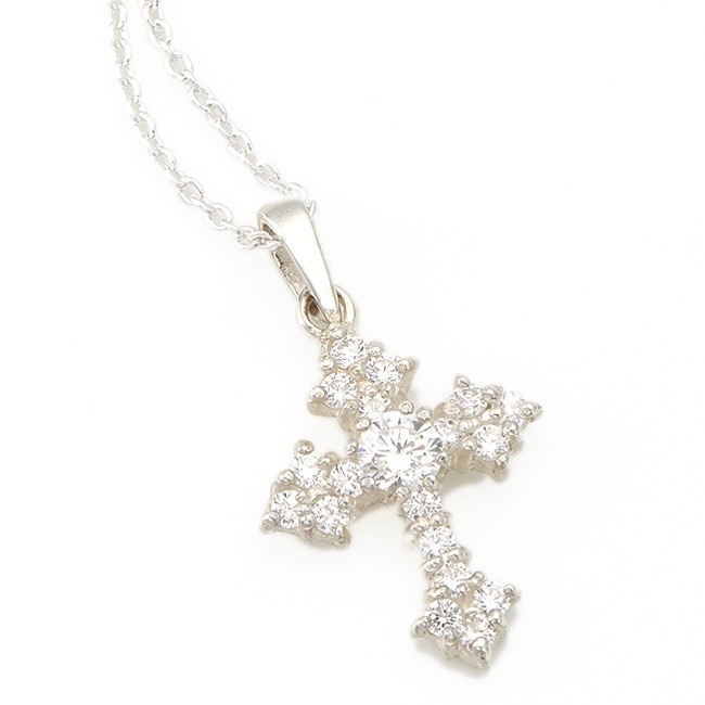 ネックレス レディース シルバー925製 キュービックジルコニア クロス 十字架 銀製品 CZ シンプル 煌びやか 綺麗 美しい 可愛い 華やか 上品 高級感 カジュアル フォーマル パーティー 結婚