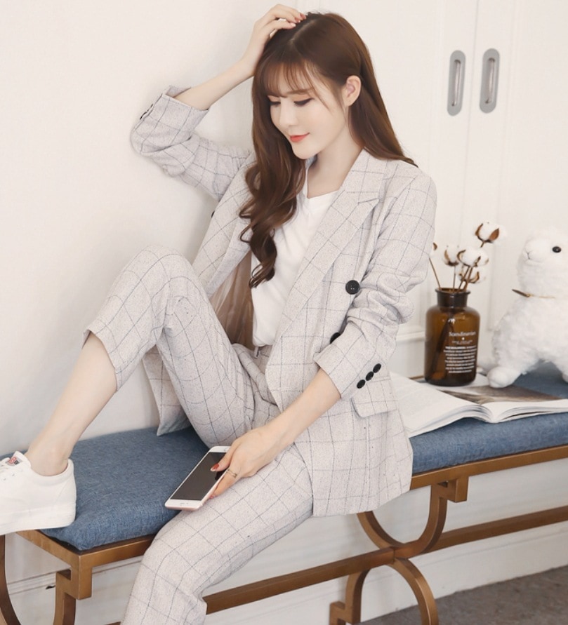 スーツ アウター ジャケット 上着 トップス レギュラー丈 長袖 ストレート かわいい 可愛い きれいめ シンプル 上品 おしゃれ お洒落 かっこいい 可愛い 女子 こなれ感 クール