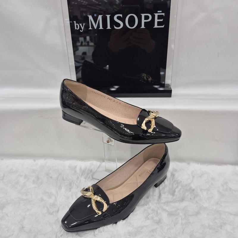 By 女性ロゴ装飾パンプス 112HT435FG006 BLACK 1 JJ