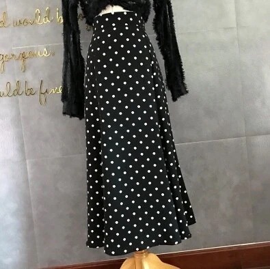 スカート レディース ロング丈　フレア ドット柄 フィッシュ柄 ハイウエスト ファスナー シンプル きれいめ　カジュアル 休日　オフィス 旅行 通勤 イベント デート 韓国 ブラック ホワイト 春 夏