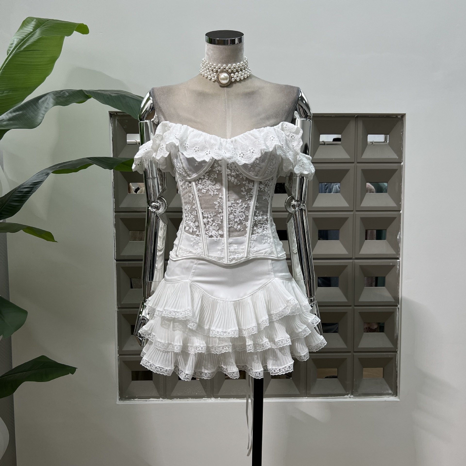 バレエ少女の甘いお姫様蓬蓬蓬多層糸スカートレースの刺繍透視ストラップの上着