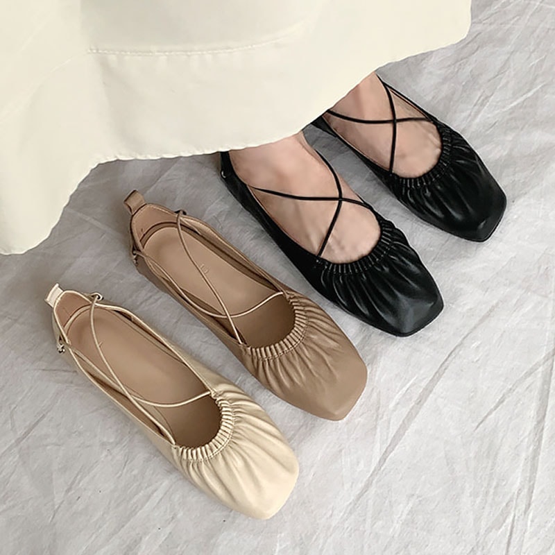 3color 安定感のあるクロスストラップ.バンディング付き スクエアトゥ シャーリングディテール シンプル デイリー ローヒール フラットシューズ