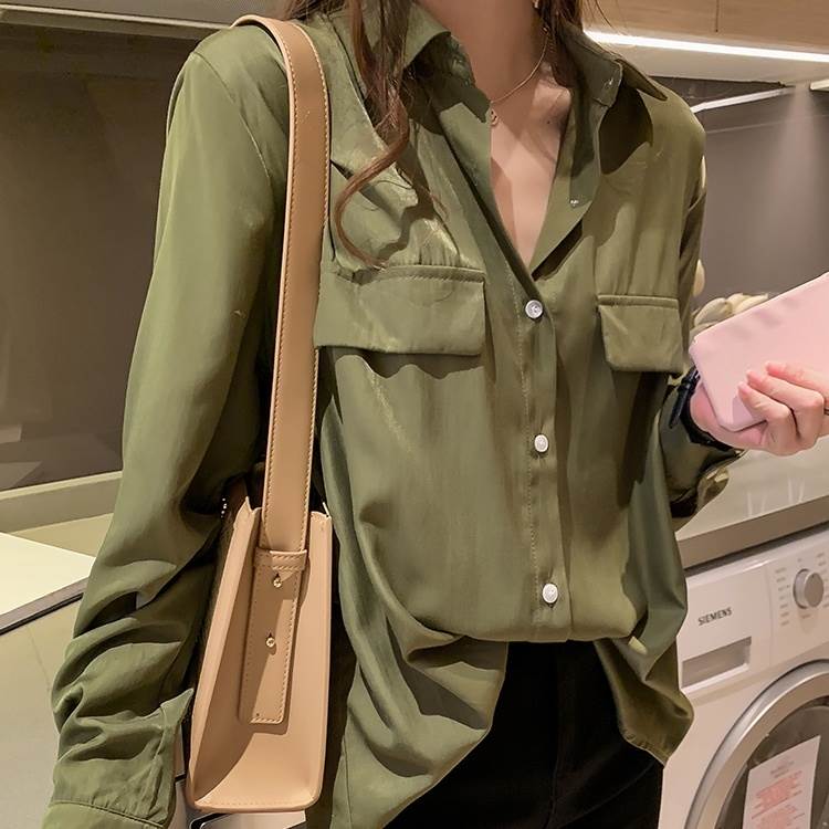 トップス レディース ブラウス 個性的 長袖 襟付き 前開き 無地 緑 青 白 黒 M L XL30%までに制限