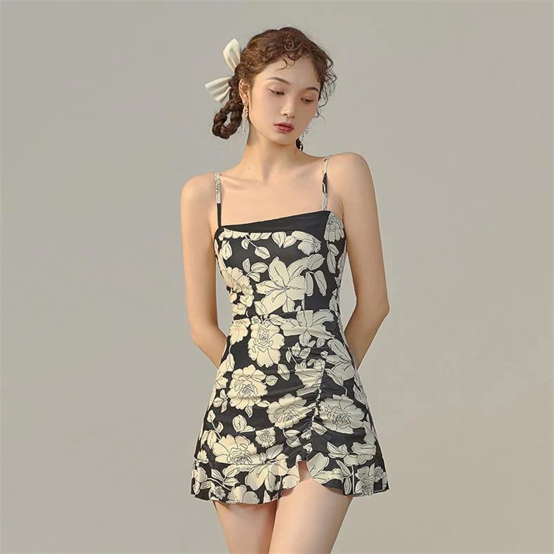【急速出荷!】レディース 水着 ワンピース水着 女性 ビーチウェア ノースリーブ 花柄 イベント 旅行 インナーパンツ付き 水泳 海辺 夏 可愛い 女子水着 ポイントの使用