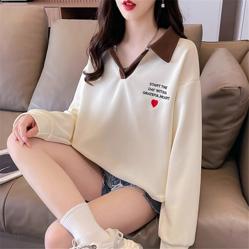 トップス パーカー 袖あり 長袖 ランタンスリープ Vネック ストレート かわいい 大人可愛い きれいめ シンプル カジュアル 大人 上品 おしゃれ お洒落 かっこいい レトロ 大人女子 こなれ感