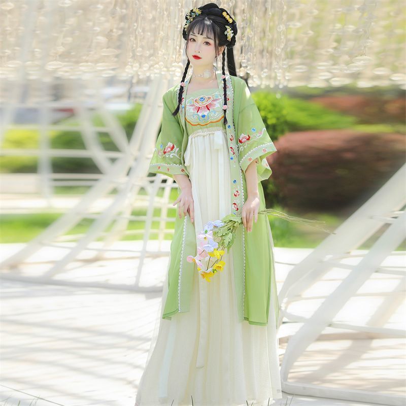 Lan Xiの新しいオリジナルの漢服の唐装の王女のシェブロンスカートの上着はレトロな民族風の刺繍の広い袖の流れる妖精のスカート