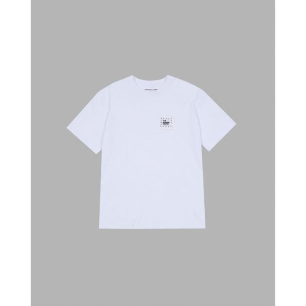 THE MUSEUM VISITOR CUBIC LOGO STITCHED TSHIRTS WHITE 102