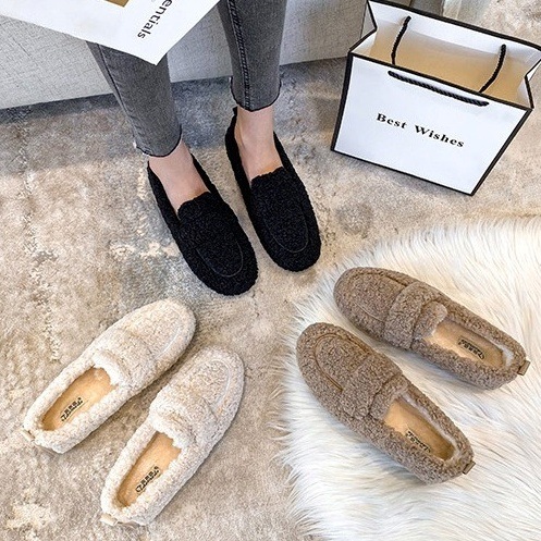 ムートンスリッポン ボアスリッポン ムートン スリッポン 秋冬 モカシン もこもこスリッポン 暖かい ブラック 韓国 レディース オルチャン フェイクムートン ボア ふわふわ もこもこ ボアシューズ 5,234円