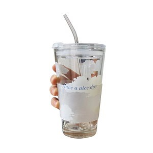 の雲飲用ストローガラスカップシンプルで創造的な小さな新鮮な飲用カップ蓋付き厚めガラスカップ