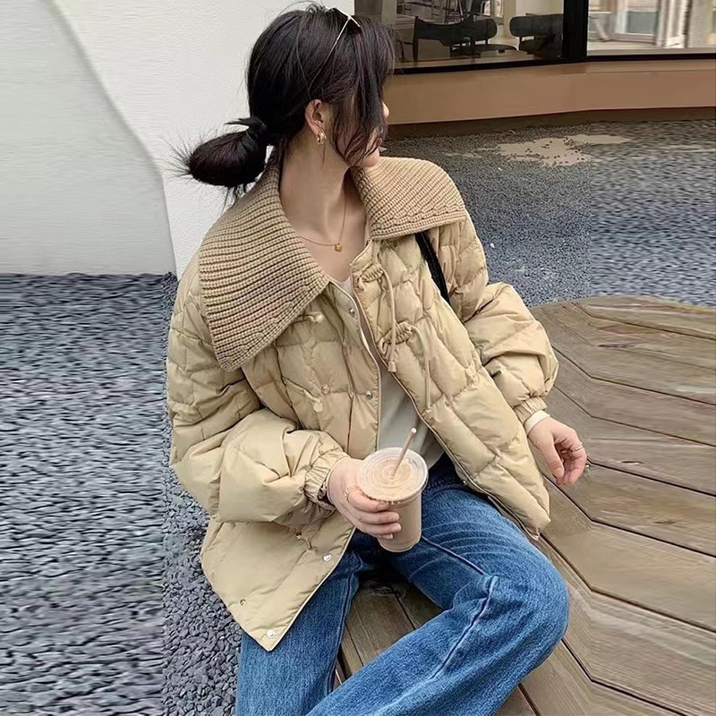 ニット大襟ショートダウンジャケット女2024冬文芸復古ダブルボタン保温白鴨パイルコート潮
