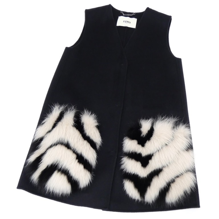 フェンディ FENDI ファーポケット ジレ ベスト ノースリーブコート FF8474W1D 黒 ダブルウールフォックスファー 【中古】(64435)