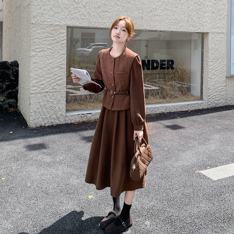 ファッションウエストコートドレスセット2024新しいヘップバーンスタイル気質薄いロングスカートツーピースセット