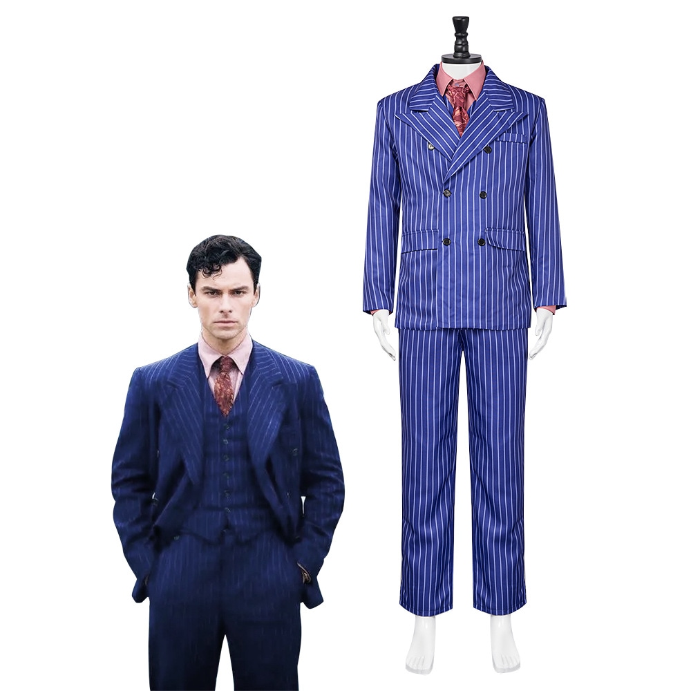 映画ロンバルドのコスプレ衣装アガサは誰も生還していないハロウィンのステージのコスプレ衣装を披露