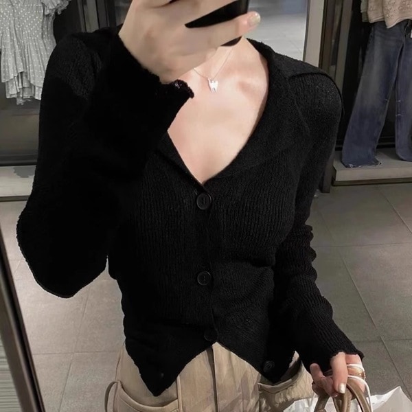 デザインニッチスリムフィット ホットガールＶネックショート長袖ニットカーディガン レディース トップス カットソー ニット セーター カーディガン アウター 上着 ショート 長袖 Vネック スリム