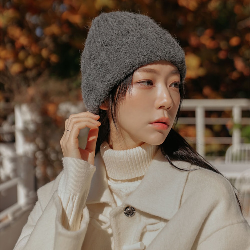 コバートンドトムアルパカウールゴルジビーニー