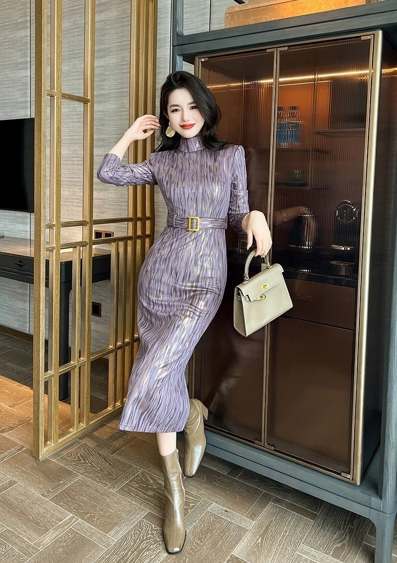 【JY.上品】 2023秋冬 大人 スタンド襟 レザーワンピース タイト 着痩せ パープル パーティードレス キャバ 着痩せ 大人 同窓会 披露宴 卒業式 結婚式 演奏会 ウェディング 二次会 発表