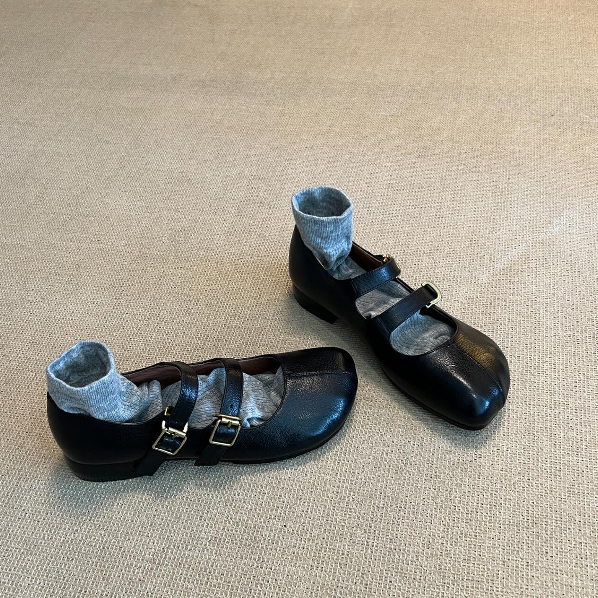 11 シープスキンバージョン本物のレザーレザーレトロラウンドトゥー浅い口のシングルシングルシングルシングルシングルシングルシングルシングルシングルシングルシングルフレンチバレエシューズ1つのスト