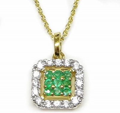 エメラルドネックレスペンダント CZダイヤ取り巻き ミステリースクエアネックレスギフトラッピング済み5月誕生石エメラルド