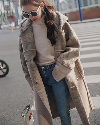 5165.ムートン風スエードコート（ベージュ）2019 春夏 sale アウター ジャケット 美ライン おしゃれ きれいめ カジュアル ビッグシルエット フェイクムートン ロング丈 ムスタン オフィス