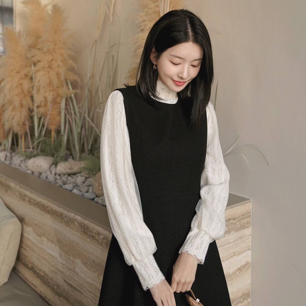 Click & Funny [起毛] メンベンレースパフブラウス 6,140円