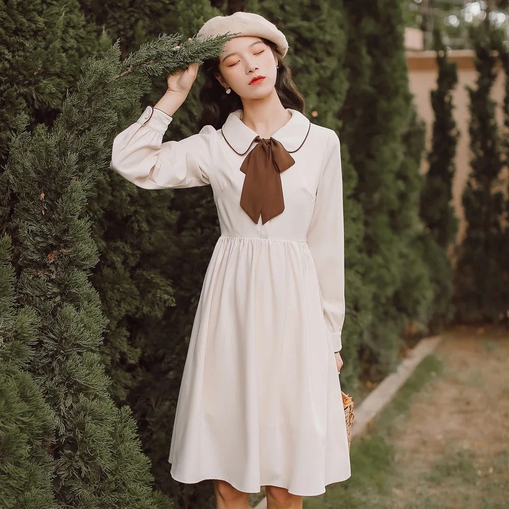 ひざ丈 ラウンドネック 長袖ミニ膝丈ワンピ