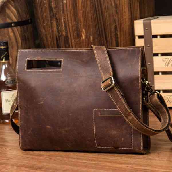 ショルダーバッグ メンズ ボディバッグ ナイロン 小さめ 2WAY A4 夏 大きめ 人気 ハイ 30代 40代 60代 革 縦型 かっこいい ブランド バッグインバッグ 秋 レザー おしゃれ 軽量