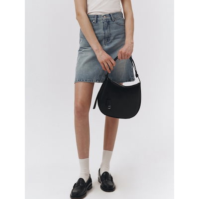 【美品】S.H.Figuarts 仮面ライダーギーツ ブーストマグナムフォーム Canon】ミラーレス一眼カメラ EOS kiss M ダブルズームキット