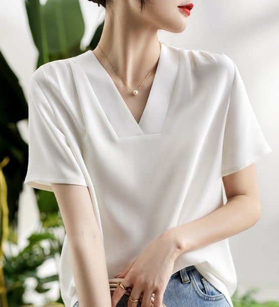 セットアップ デート モテアイテム ブラウス カットソー 半袖 Vネック 可愛い きれいめ 上品 おしゃれ かっこいい 可愛い ラブリー キュート ガーリー クール モード系 セクシー 4,721円