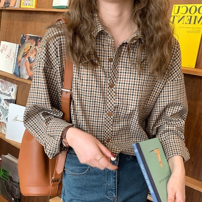 トップス シャツ ブラウス ショート丈 ミディアム丈 半端丈 長袖 ドロップショルダー 襟付き スタンドカラー ストレート 前開き ボタン かわいい 大人可愛い きれいめ シンプル カジュアル 大人