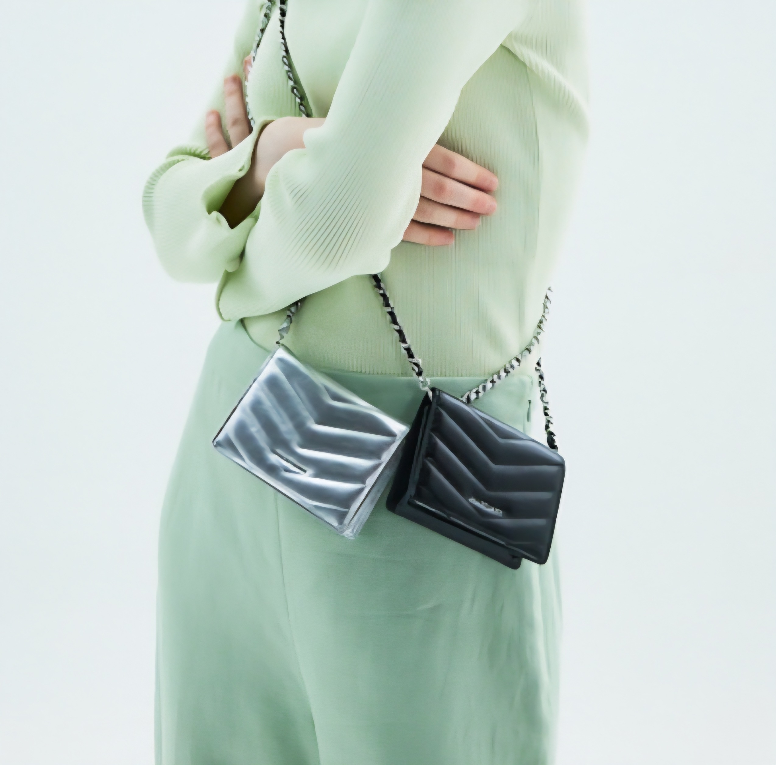 【JILL STUART ACC】本革 キルティング ミニクロスバッグ ミラー内蔵 イエロー レディース 正規品