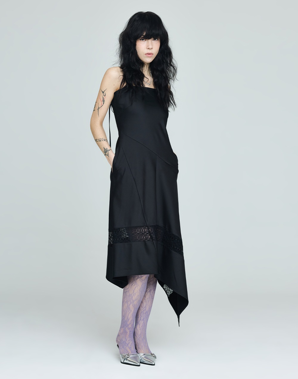 UNBALANCED SLEEVELESS DRESS - BLACK