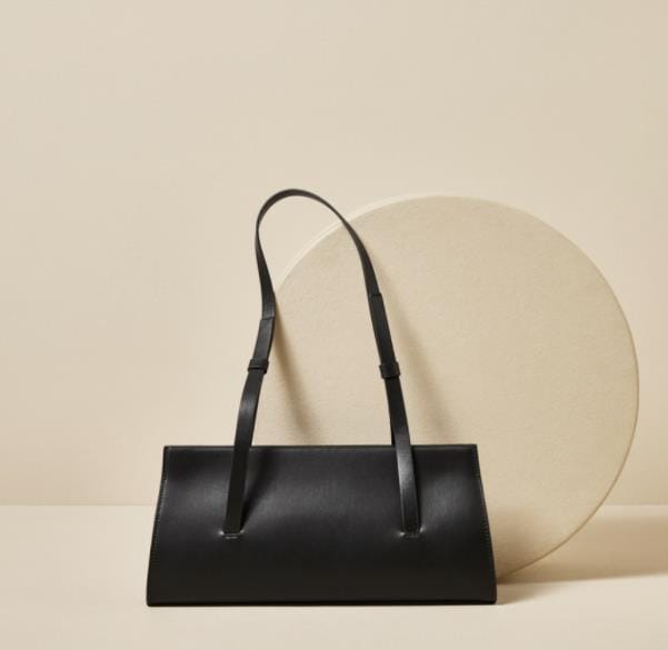 2023 新レザー女性のバッグオールマッチ脇の下バッグ高級ソフトレザーショルダーバゲットバッグ