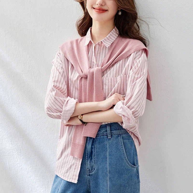 ピンクストライプシャツ女性長袖 2026春新作トップスニットショールトップスデザイン感女性用シャツ・シフォンシャツ