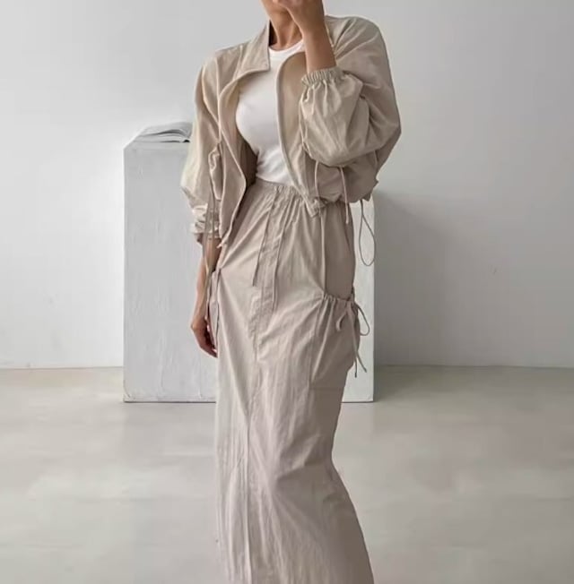 セットアップ 2カラー ウインドブレーカー スカート ロング丈 ポケットリボン スポーティー カジュアル 大人可愛い ママコーデ 韓国 人気 トレンド 新作 20代 30代 40代 きれいめ レトロ