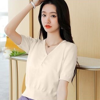 トップス ニットソー レギュラー 半袖 Vネック ストレート ボタン サマーニット かわいい 大人可愛い きれいめ シンプル カジュアル 大人 上品 おしゃれ 大人女子 ラブリー キュート ガーリー