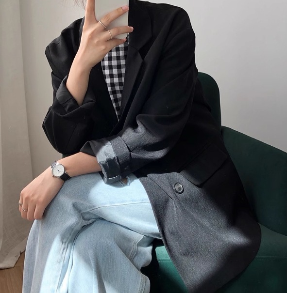 レディース ジャケット アウター 上着 羽織 テーラードジャケット 長袖 襟付き 細身 ポケット 前開き 大人可愛い きれいめ シンプル 上品 おしゃれ かっこいい こなれ感 クール モード系