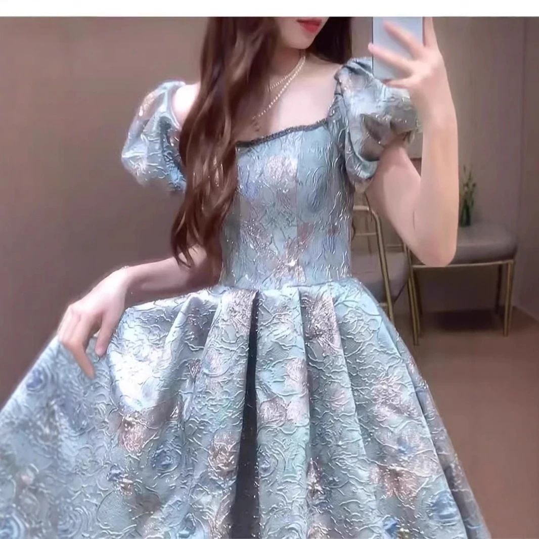 司会者のための新しい高級フレンチスタイルの宴会ドレスエレガントで洗練されており小柄な女性にぴったりの洗練されたユニークなプリンセスドレスです
