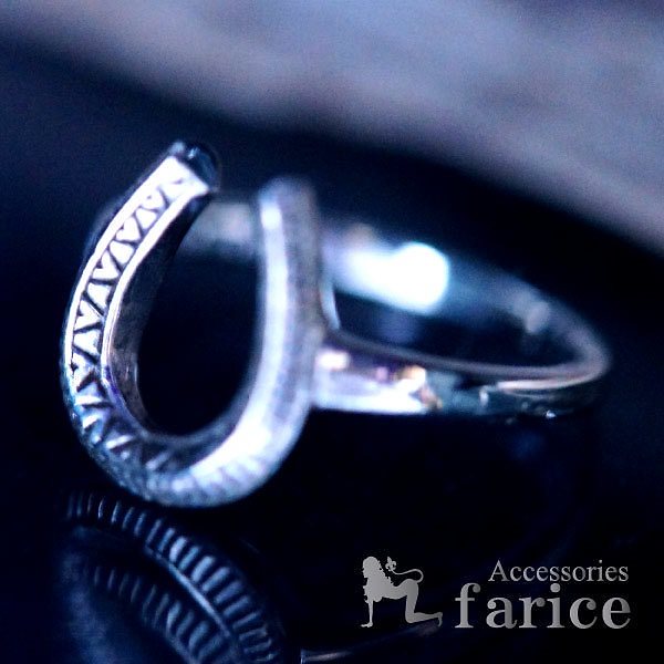 ホースシュー(馬蹄)デザイン ネイティブアメリカン 飾り彫り メンズ&レディース 男女兼用 インディアンジュエリー シルバー925 リング