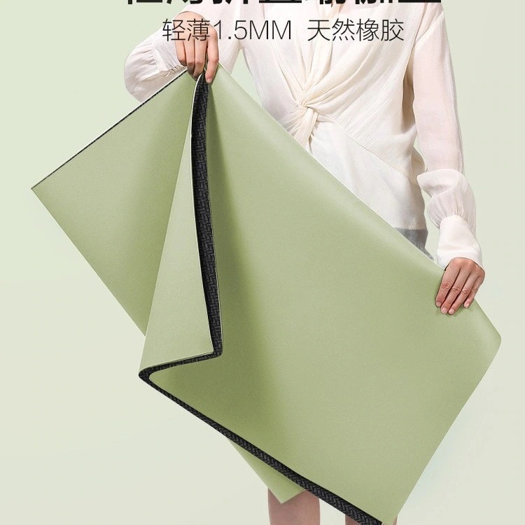 ヨガマット超薄型折りたたみポータブルフィットネスマット天然ゴムユカマット滑り止めフロアマットつや消し薄手タオル 5,246円