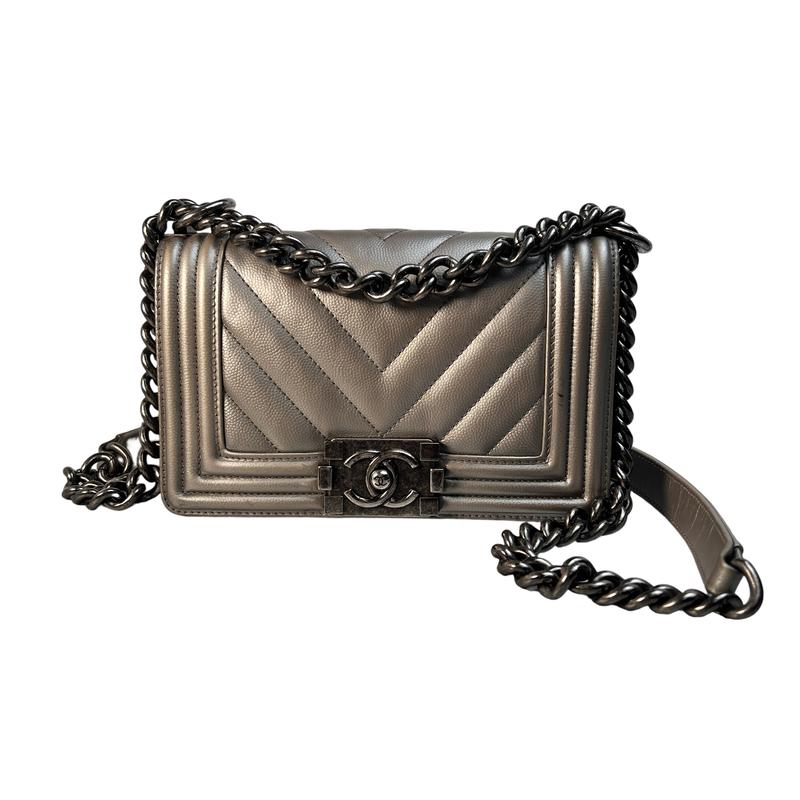 CHANEL シャネル ボーイシャネル ココマーク レザー ショルダーバッグ シルバー A-12629
