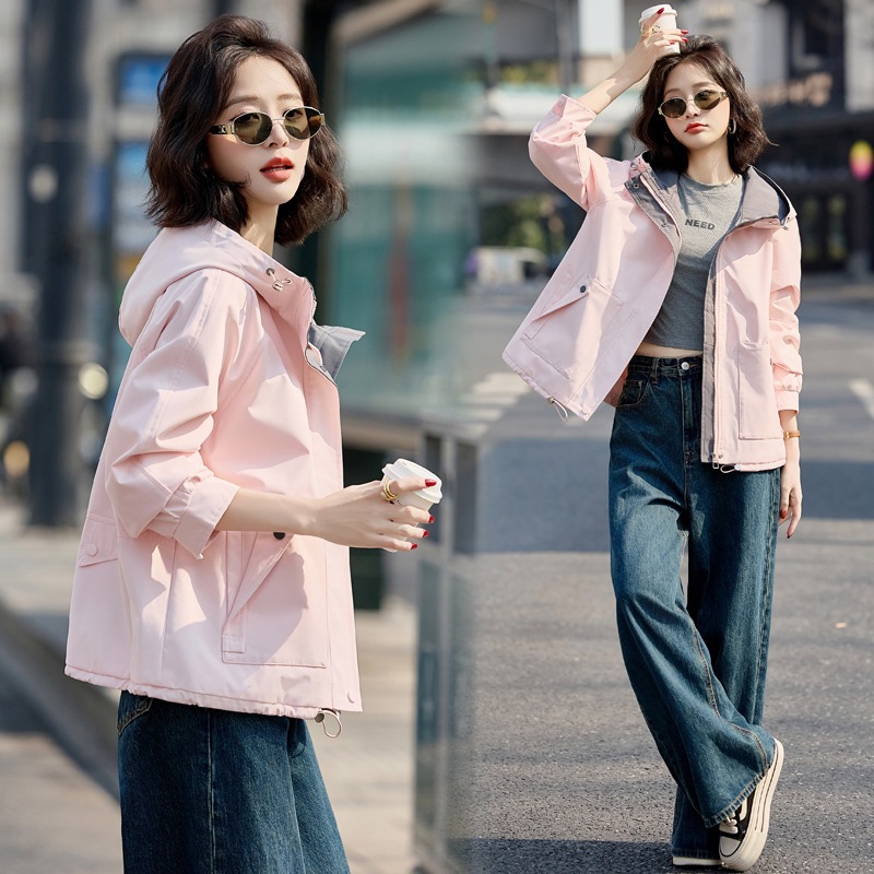 小さいサイズのショートウィンドブレーカージャケット2025春新しいスタイルの気質カジュアルファッション年齢を減らすゆったりとしたフード付きトップ