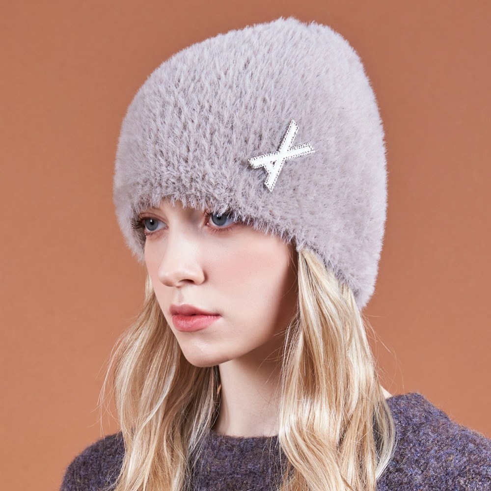 バザールVAブローチソフトビーニー