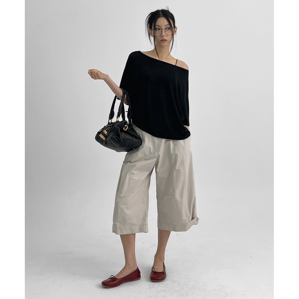 ブラックアップラブーリネンオフショルダーショートスリーブ T シャツ