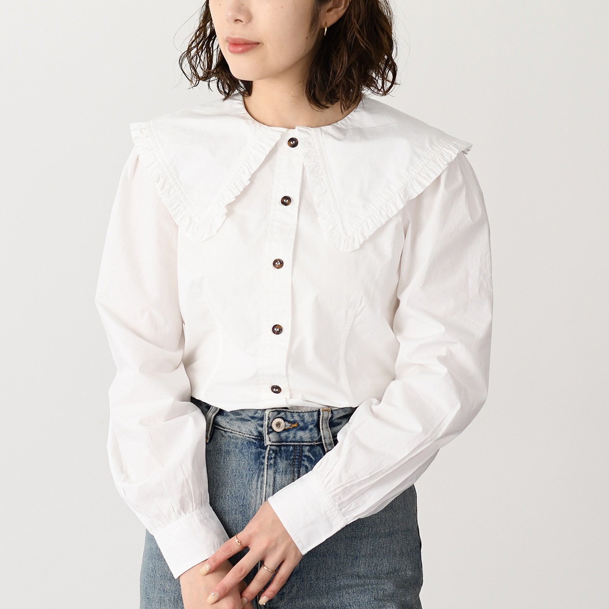 シャツ トップス フリルカラーシャツ F5500 レディース ホワイト 白 無地 ガーリー シンプル フリル 長袖 人気 おすすめ